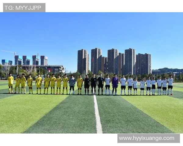 全球足球巨星齐聚一堂 豪华合照展现绿茵场上的辉煌瞬间